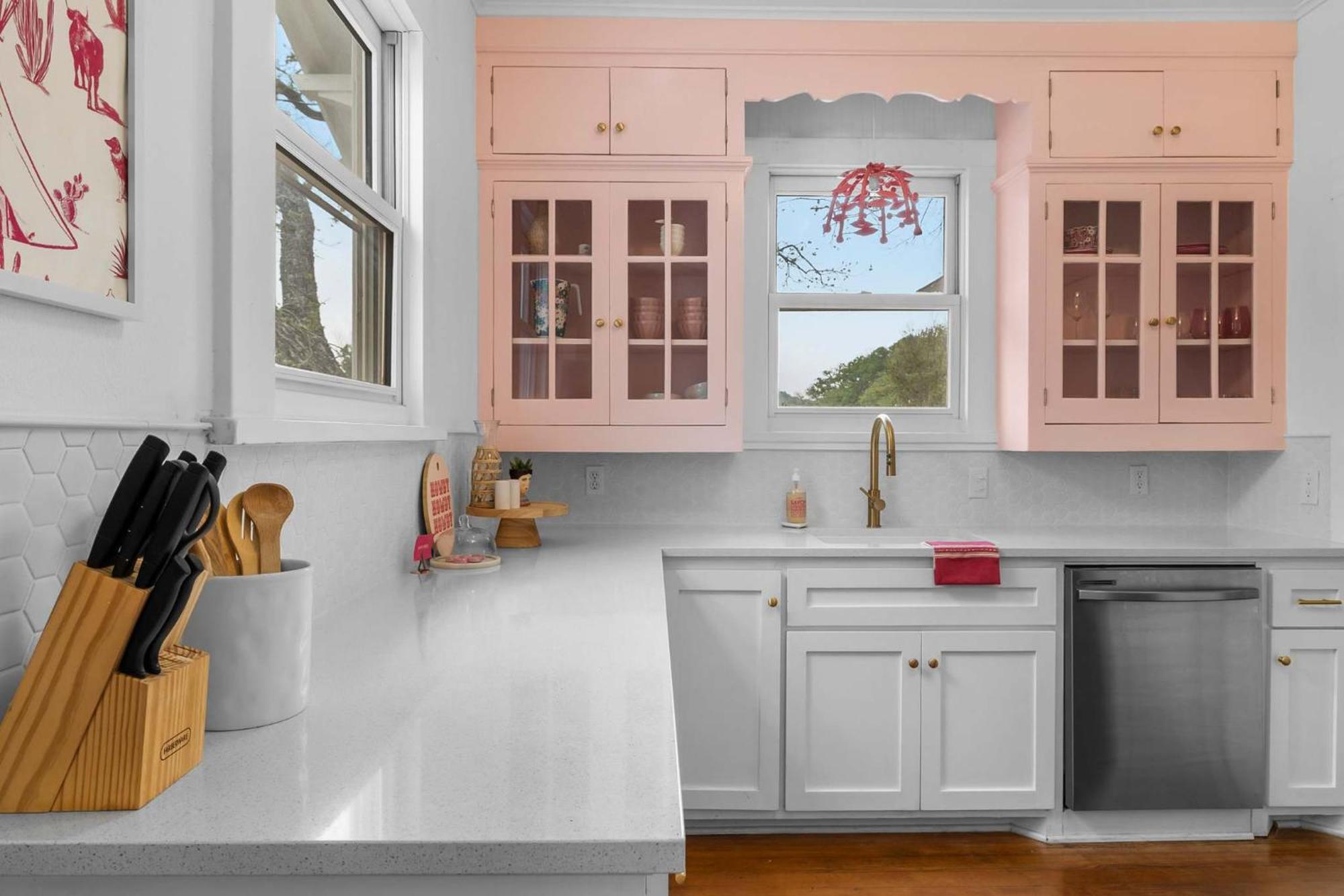 Willa Pink Duchess - Mins To Main Hot Tub & Fire Pit Fredericksburg Zewnętrze zdjęcie