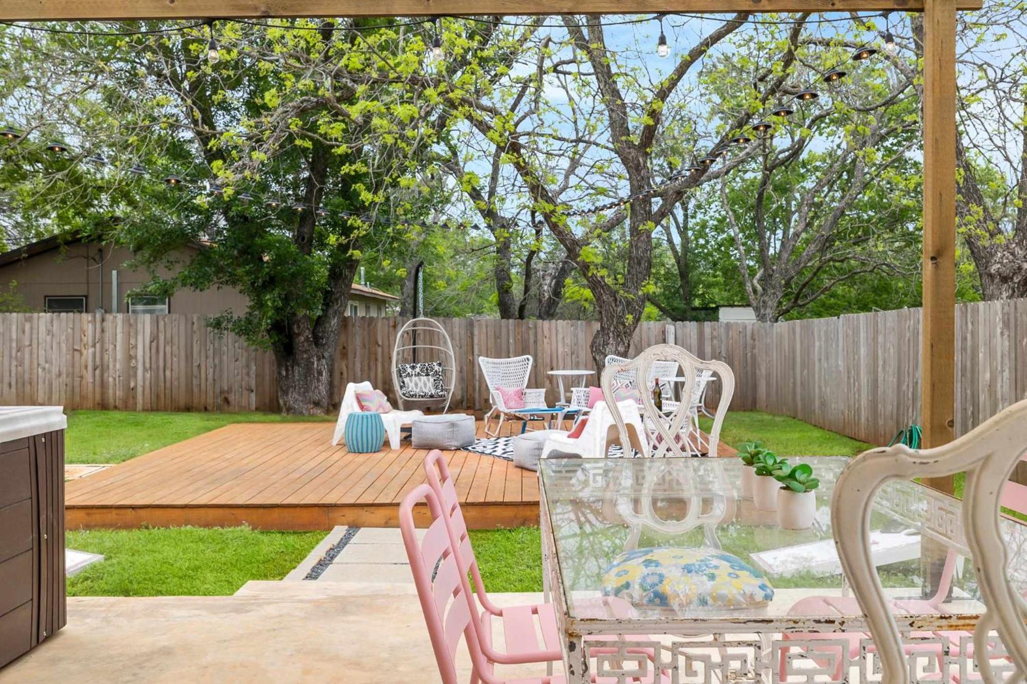 Willa Pink Duchess - Mins To Main Hot Tub & Fire Pit Fredericksburg Zewnętrze zdjęcie